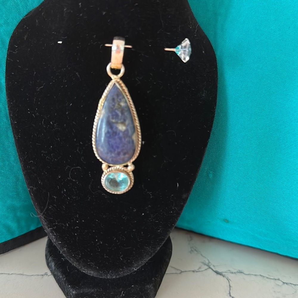 Blue two stone pendant